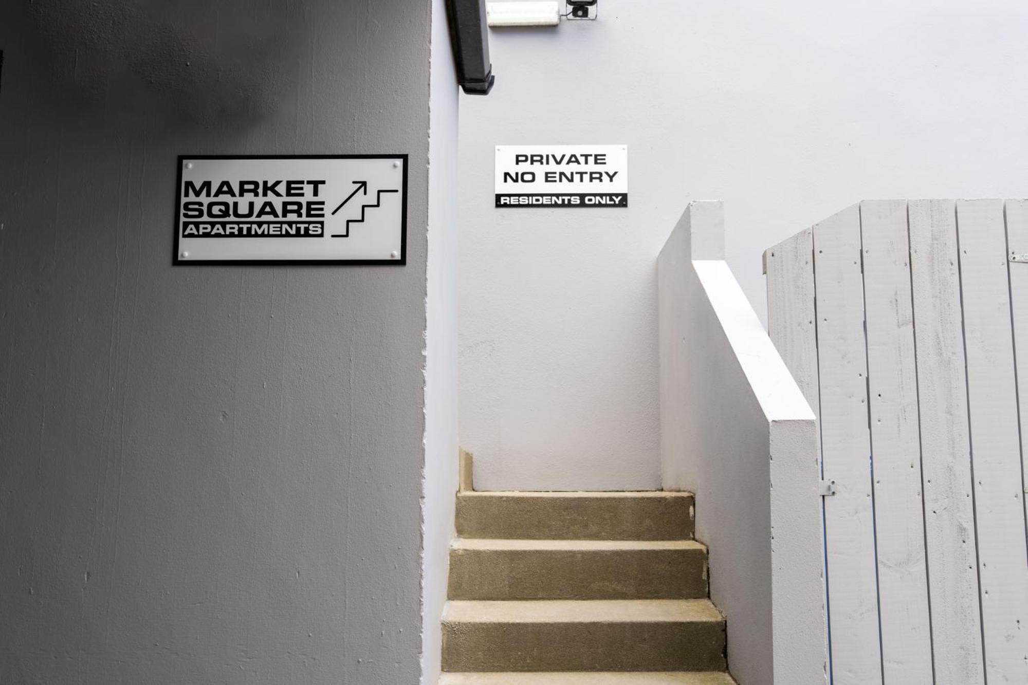 Market Square Apartments Bushmills Esterno foto